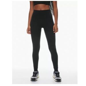 TnAction TNASLICK™ CHEEKY HI-RISE Leggings